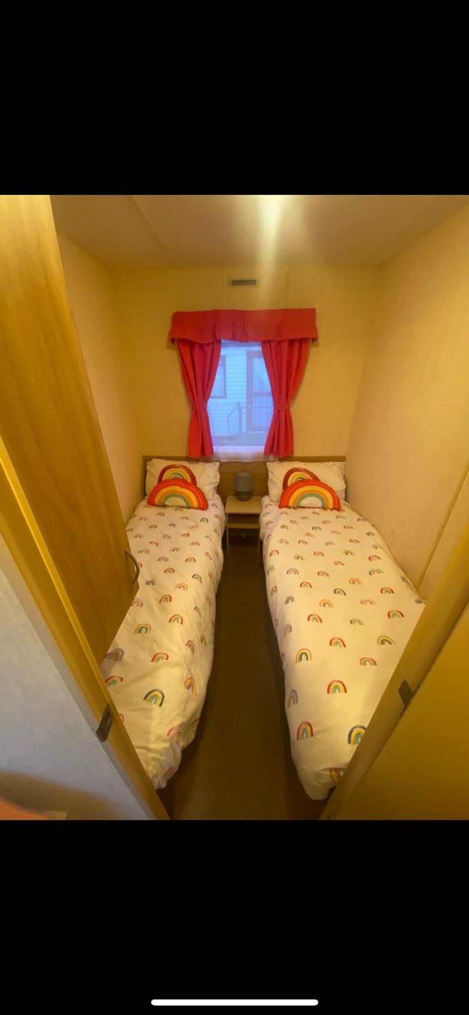 Static Caravan Marine Holiday Park Rhyl Buitenkant foto
